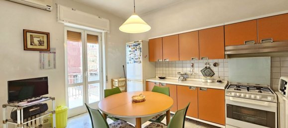 Apartamento de 4 habitaciónes en Taranto, Italy No. 276350 11