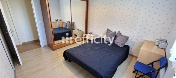 Casa T4 em La Chatre, France N.º 58718 11