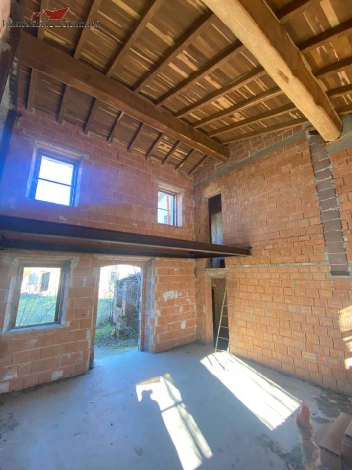 Casa de 4 habitaciónes en Alseno, Italy No. 85214