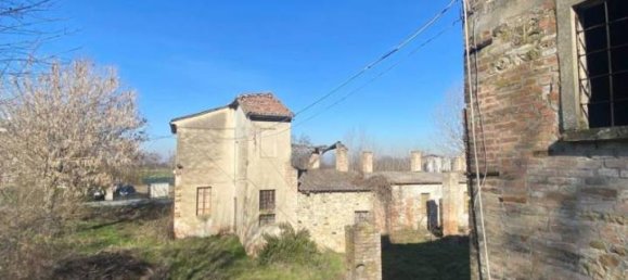 Casa de 4 habitaciónes en Alseno, Italy No. 85214 10