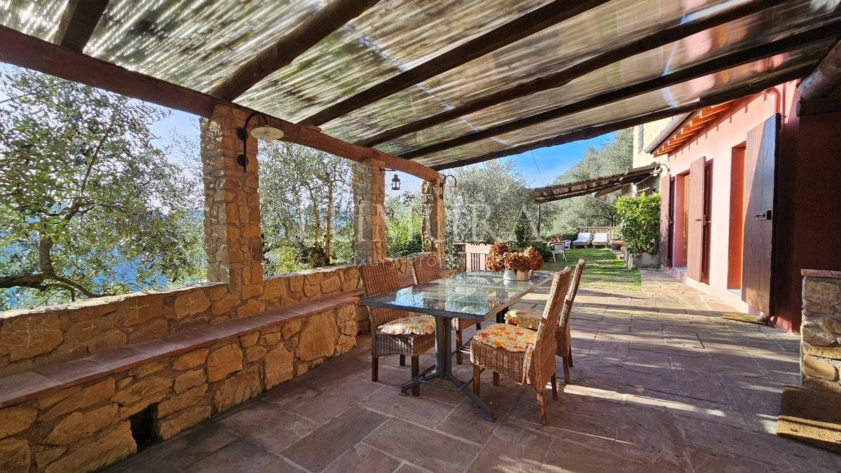 2 bedrooms House in Bagni di Lucca, Italy No. 153022