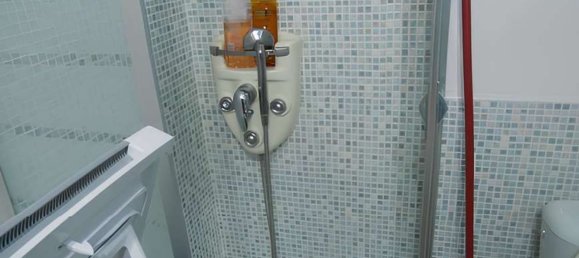 2 rooms Apartment in Brusimpiano, Italy No. 85515 5