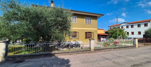 6غرفة فيلا في Vo', Italy رقم 297192 2