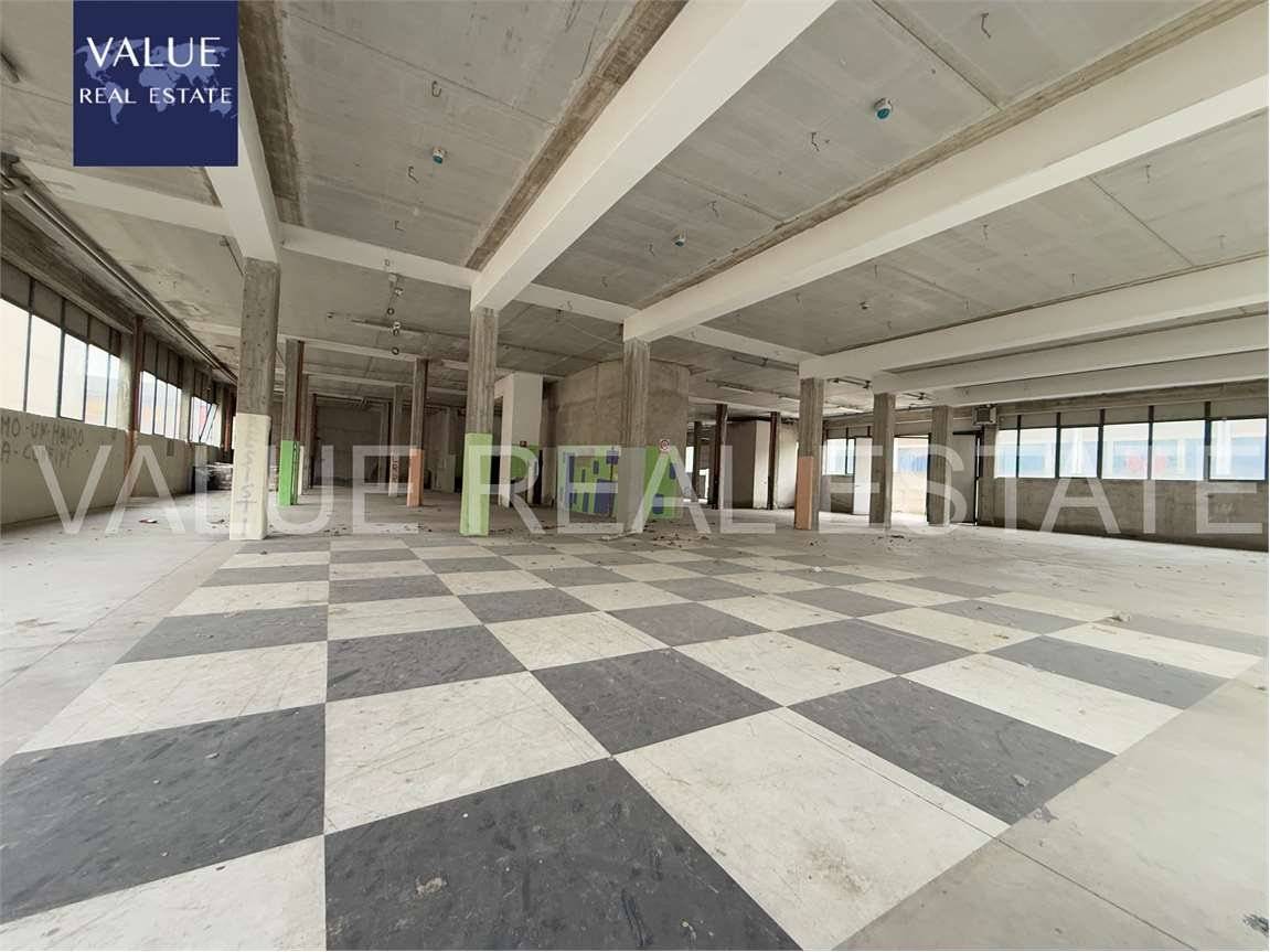 5 rooms Building in Sesto San Giovanni, Italy No. 378691