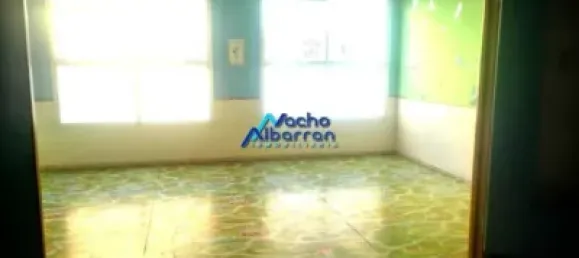 Коммерческая недвижимость 215м² в Бадахос, Испания № 153906 12