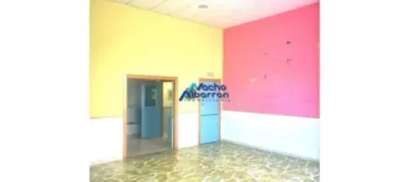 Коммерческая недвижимость 215м² в Бадахос, Испания № 153906 18