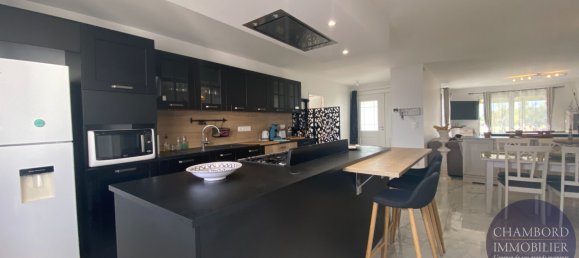 4 bedrooms House in Fresnes, France No. 153390 4