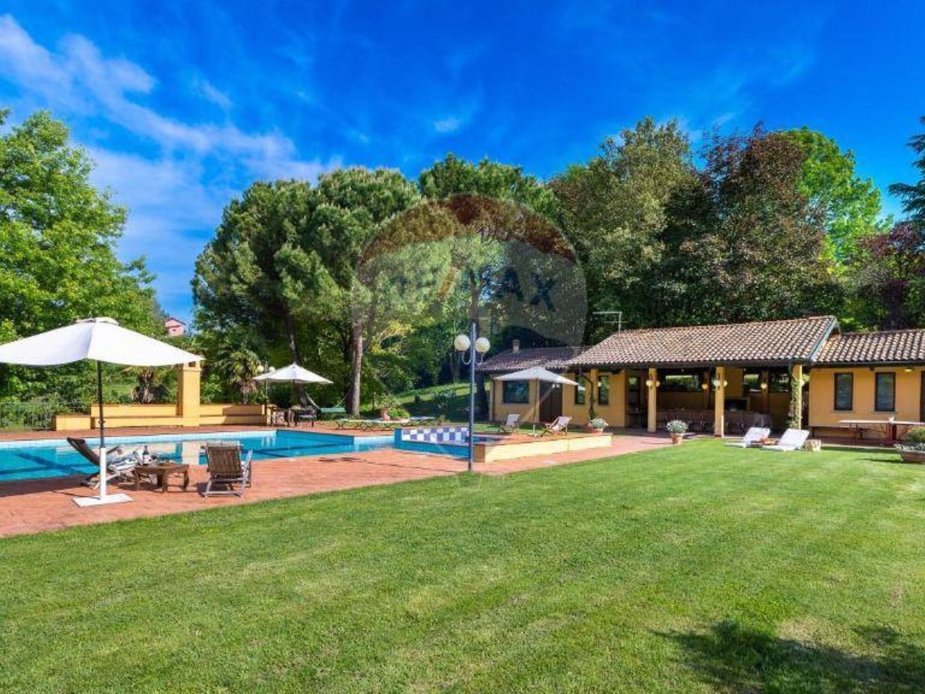 9 bedrooms Villa in Fontanile, Italy No. 262207