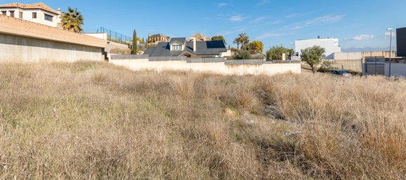 903m² Land in Las Gabias, Spain No. 108772 7