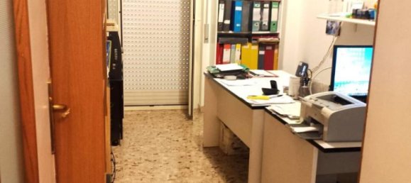 3 bedrooms Apartment in Pescara, Italy No. 272878 5