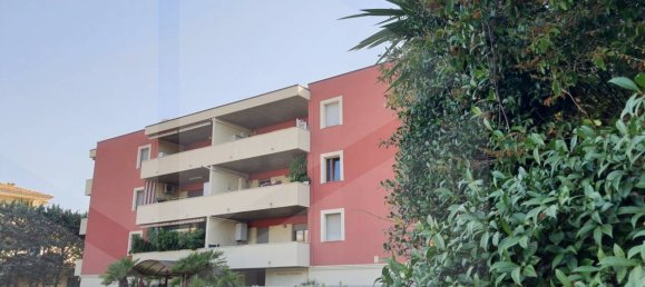 4 rooms Apartment in Montesilvano, Italy No. 20017 9