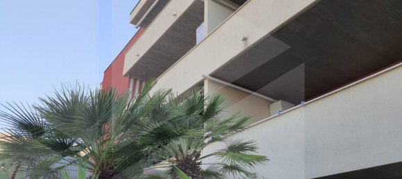 4 rooms Apartment in Montesilvano, Italy No. 20017 4