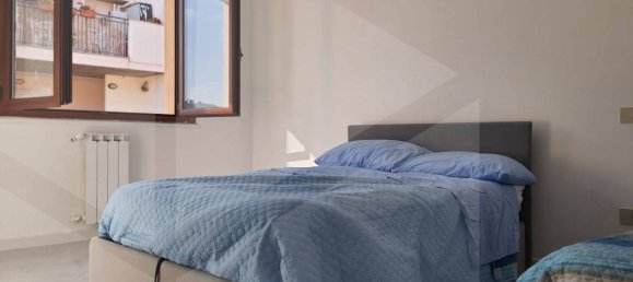 4 rooms Apartment in Montesilvano, Italy No. 20017 5