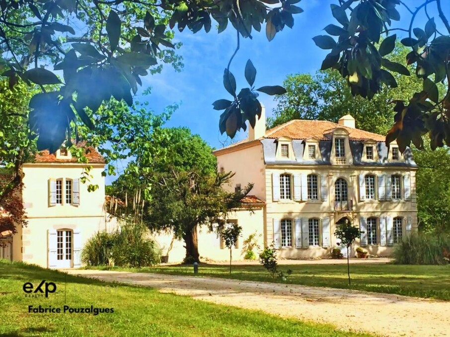 Villa de 20 divisões em Clairac, France N.º 340039