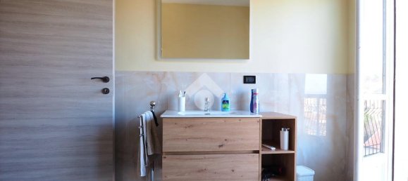 Apartamento de 2 dormitorios en Gattinara, Italy No. 120002 19