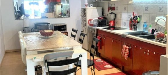 3 bedrooms Townhouse in La Ferte-sous-Jouarre, France No. 184375 2