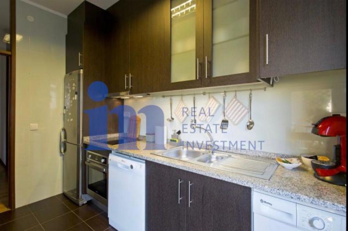 Apartamento T5 em Porto, Portugal N.º 2365