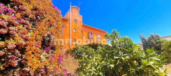 Edifício de 5 divisões em Rome, Italy N.º 317272 3