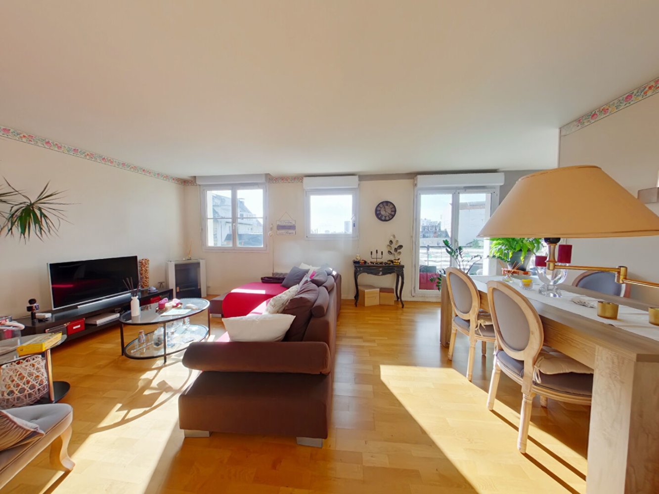 2 bedrooms Apartment in Tours, France No. 241020