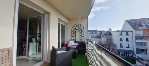 2 bedrooms Apartment in Tours, France No. 241020 3