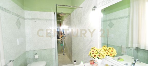 5 rooms Apartment in Lucca, Italy No. 48854 20