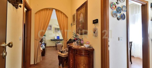 5 rooms Apartment in Lucca, Italy No. 48854 21