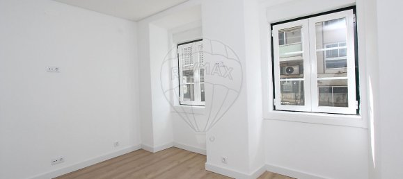 2 bedrooms Apartment in Lisbon, Portugal No. 11809 15