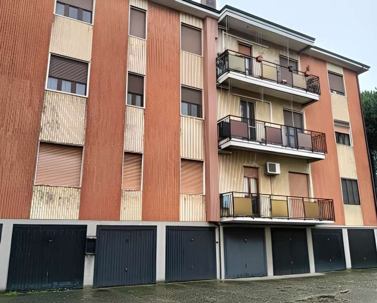 3 bedrooms Apartment in Dresano, Italy No. 392298