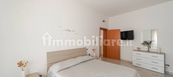 Casa de 2 dormitorios en Palo del Colle, Italy No. 371103 36