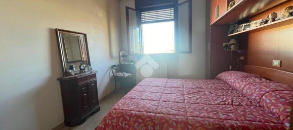 5 rooms House in Trecate, Italy No. 211658 9