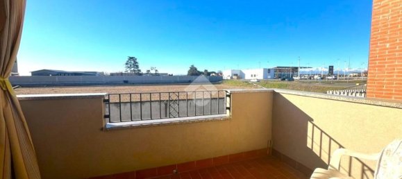 5 rooms House in Trecate, Italy No. 211658 21