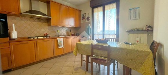 5 rooms House in Trecate, Italy No. 211658 4