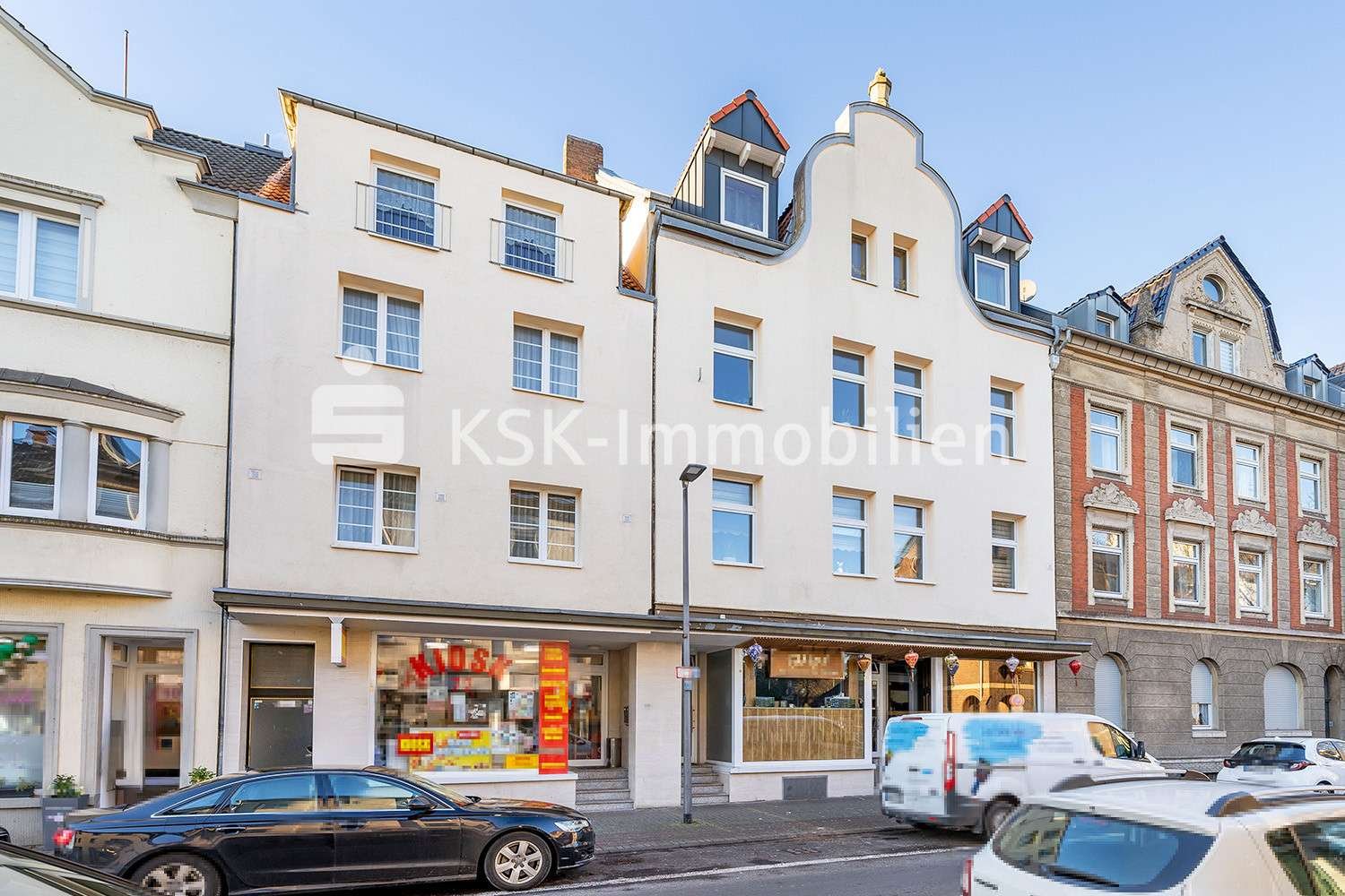 860m² Building in Bergisch Gladbach, Germany No. 94748