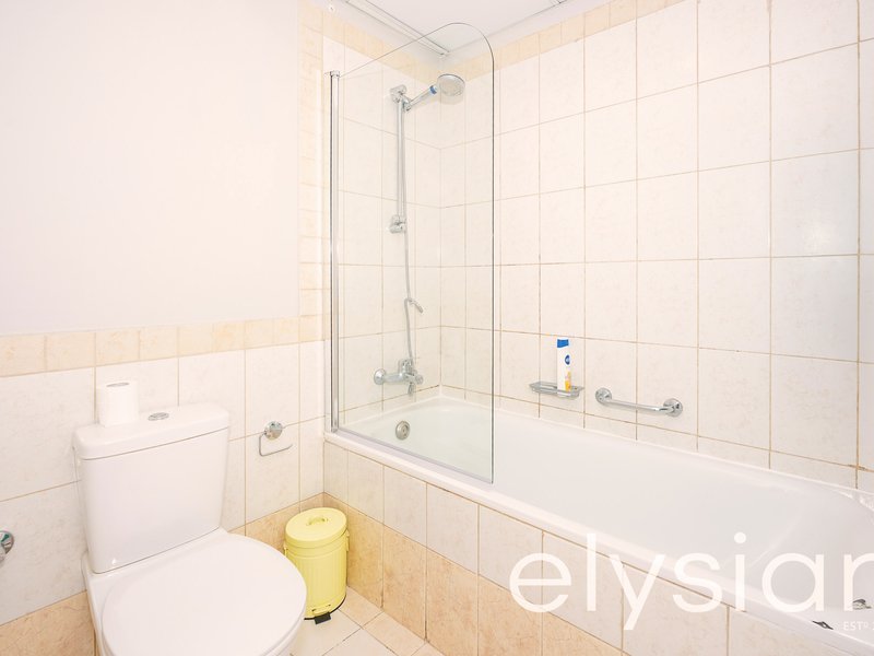 3 bedrooms Apartment in Zabeel, UAE No. 42401