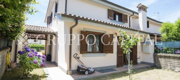 Вилла с 4 спальнями в Тревиньяно Романо, Италия № 44722 2