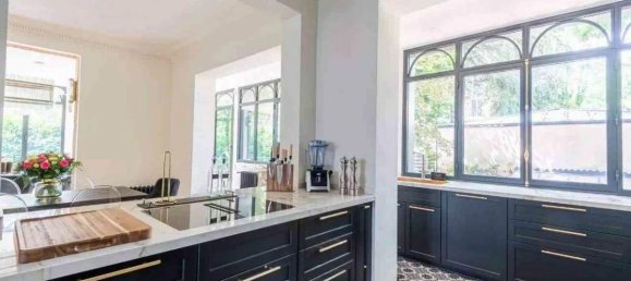 6 Schlafzimmer Haus in Garches, France, Nr. 297046 3