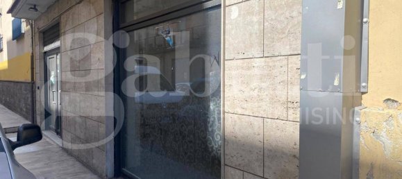 Коммерческая недвижимость с 5 комнатами в Ламеция Терме, Италия № 126744 3