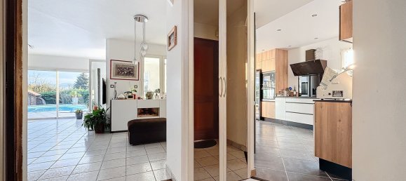 Дом с 4 спальнями в Ле Пассаж, Франция № 265690 2