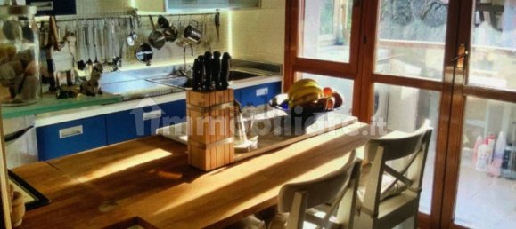 3 bedrooms Penthouse in Carrara, Italy No. 251555 6