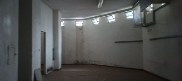 350m² Commercial property in Collegno, Italy No. 277833 13