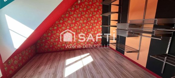 3 Schlafzimmer Haus in Sains-en-Gohelle, France, Nr. 213555 10