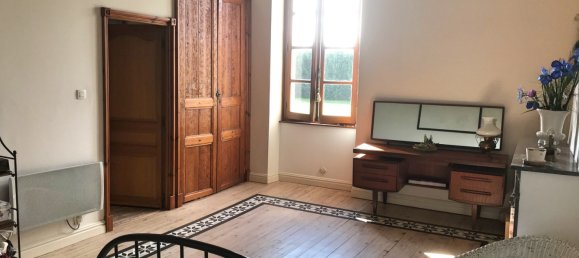 Villa de 4 dormitorios en Bourdelles, France No. 44654 20