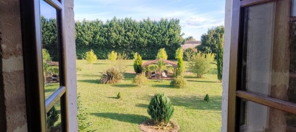 Villa de 4 dormitorios en Bourdelles, France No. 44654 15