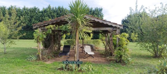 Villa de 4 dormitorios en Bourdelles, France No. 44654 40