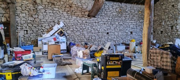 Villa de 4 dormitorios en Bourdelles, France No. 44654 36