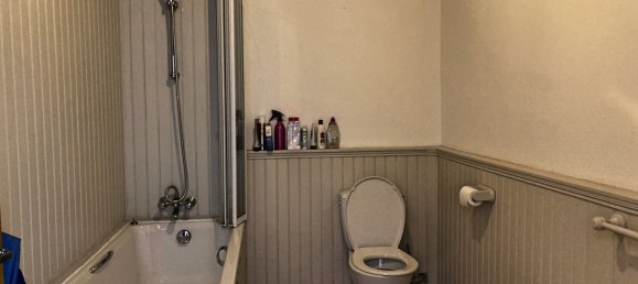 Villa de 4 dormitorios en Bourdelles, France No. 44654 22