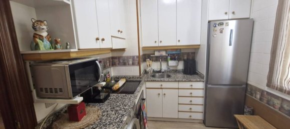 3 bedrooms Penthouse in Logrono, Spain No. 140181 3