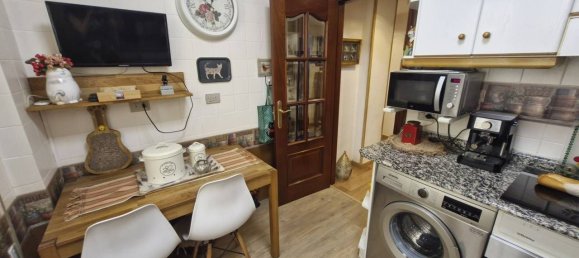 3 bedrooms Penthouse in Logrono, Spain No. 140181 4