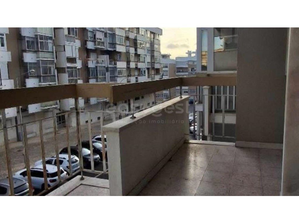 Квартира с 2 спальнями в Оэйраш, Португалия № 334715