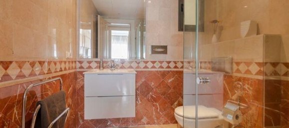 2 غرف نوم منزل ذو طابقين في Marbella, Spain رقم 46298 6